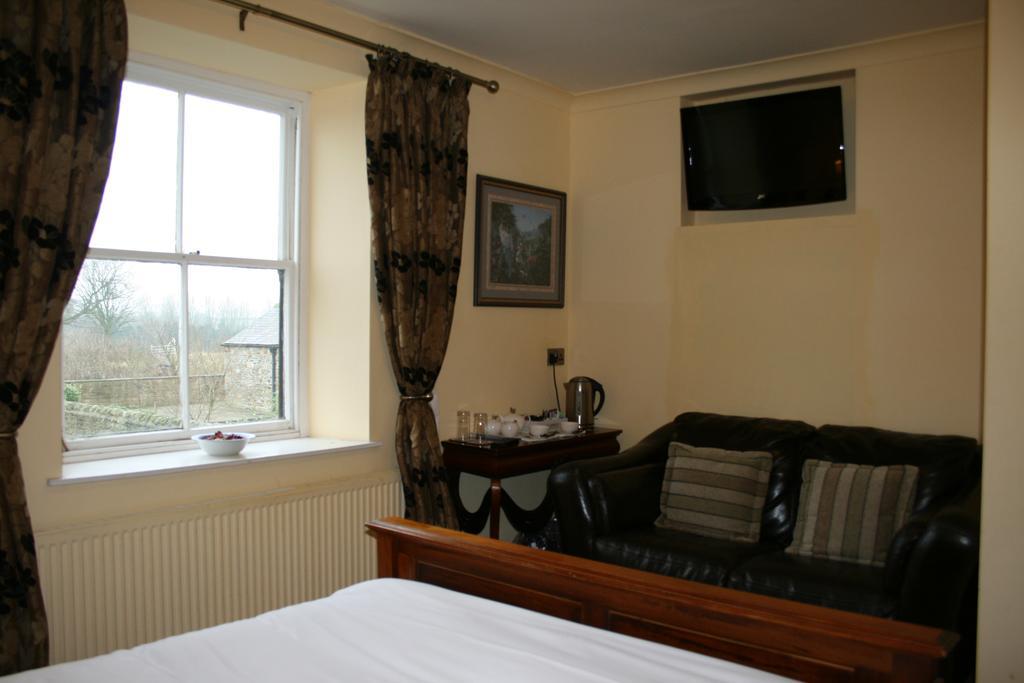 فندق The Wyvill Arms ليبرن الغرفة الصورة